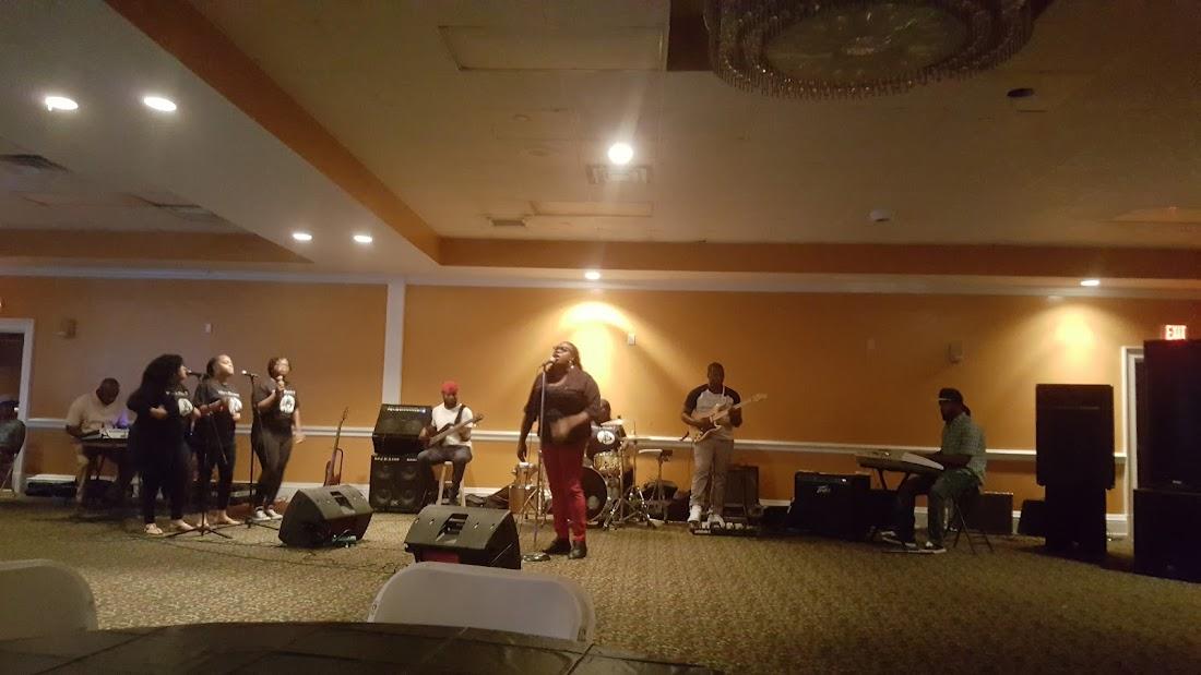 City Grill and Sports Bar Gallery Image 6